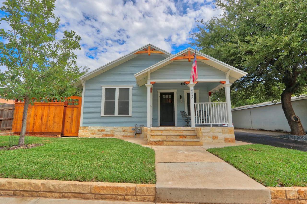 Nb Farmhaus New Braunfels Exterior foto